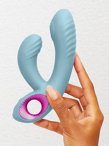 FemmeFunn Cora Thumping Dual Vibrator Light Blue