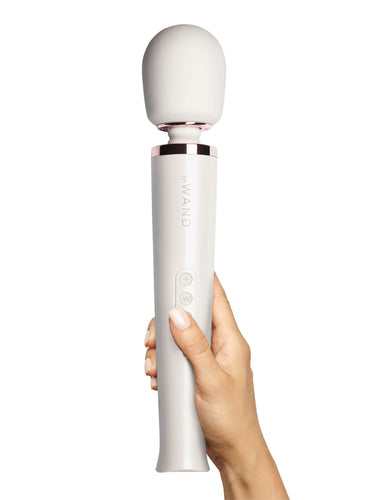 Le Wand Rechargeable Body Massager Pearl White