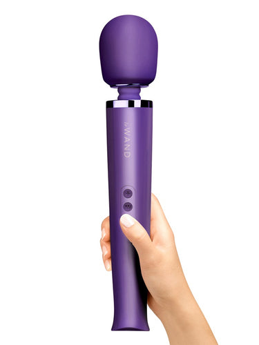 Le Wand Rechargeable Body Massager Purple
