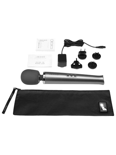 Le Wand Rechargeable Body Massager Grey