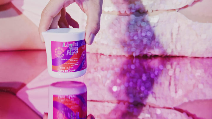 Lumânare de masaj Love to Love Light My Fire Floare de Lotus